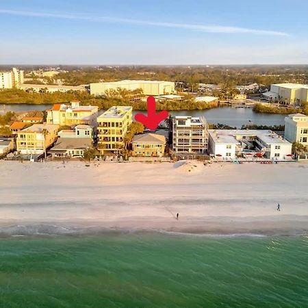 Stones Throw Beachside Bungalow #1 On The Beach Clearwater Beach Exteriér fotografie